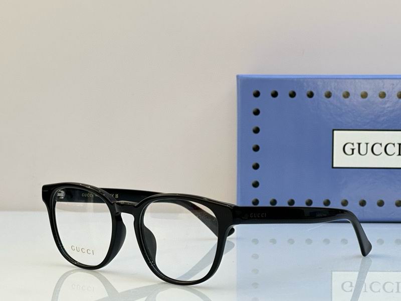 Gucci Plain Glasses (214)